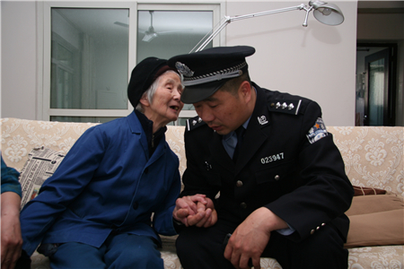 10 ��ְ��Ա���ٲ�ͤ�����ɳ�������ʤ�����������˵�����_����.jpg